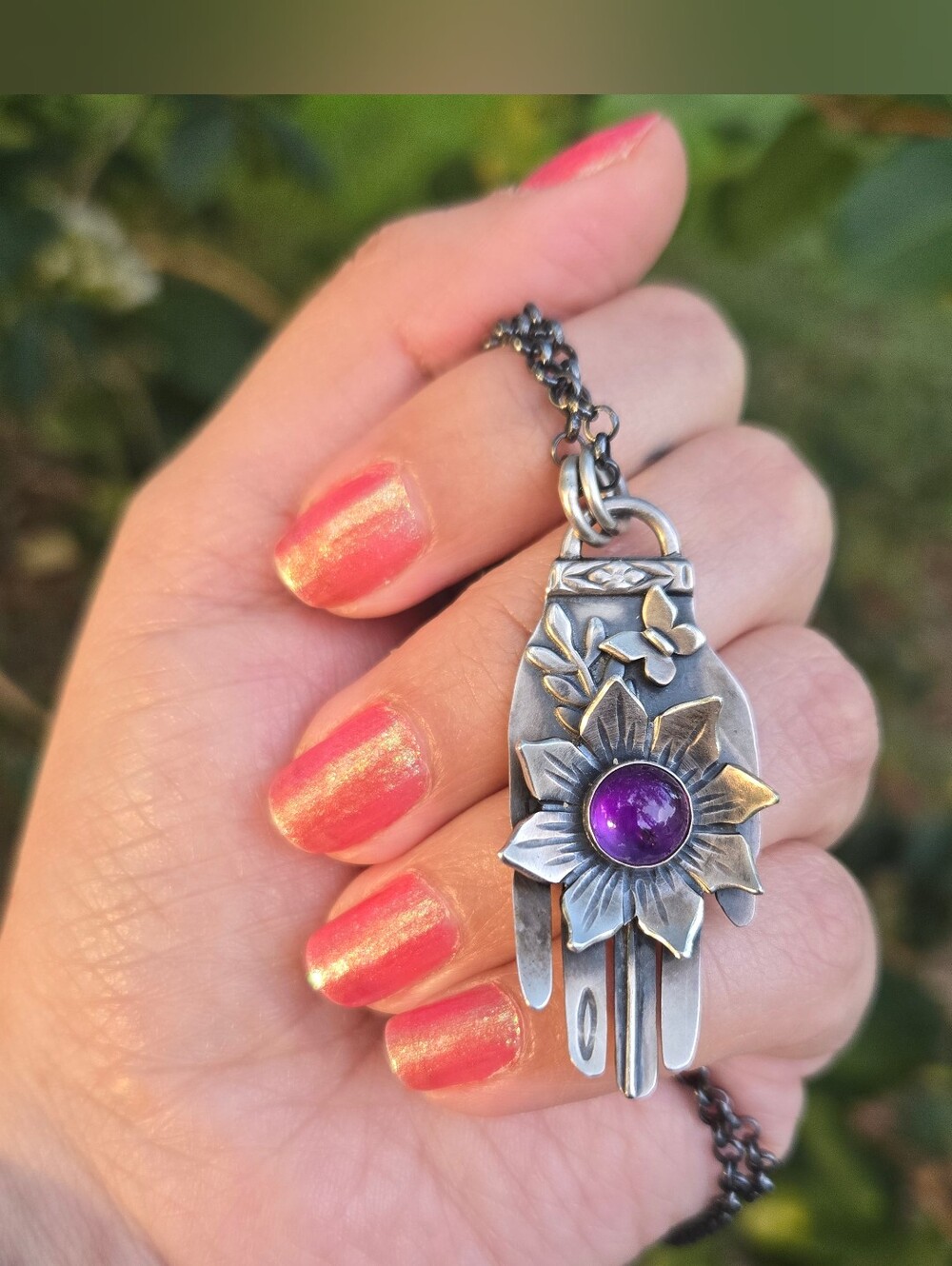 Chromafusion Etsy Artisan Sterling Silver Hand with Amethyst Necklace - Picture 2 of 5
